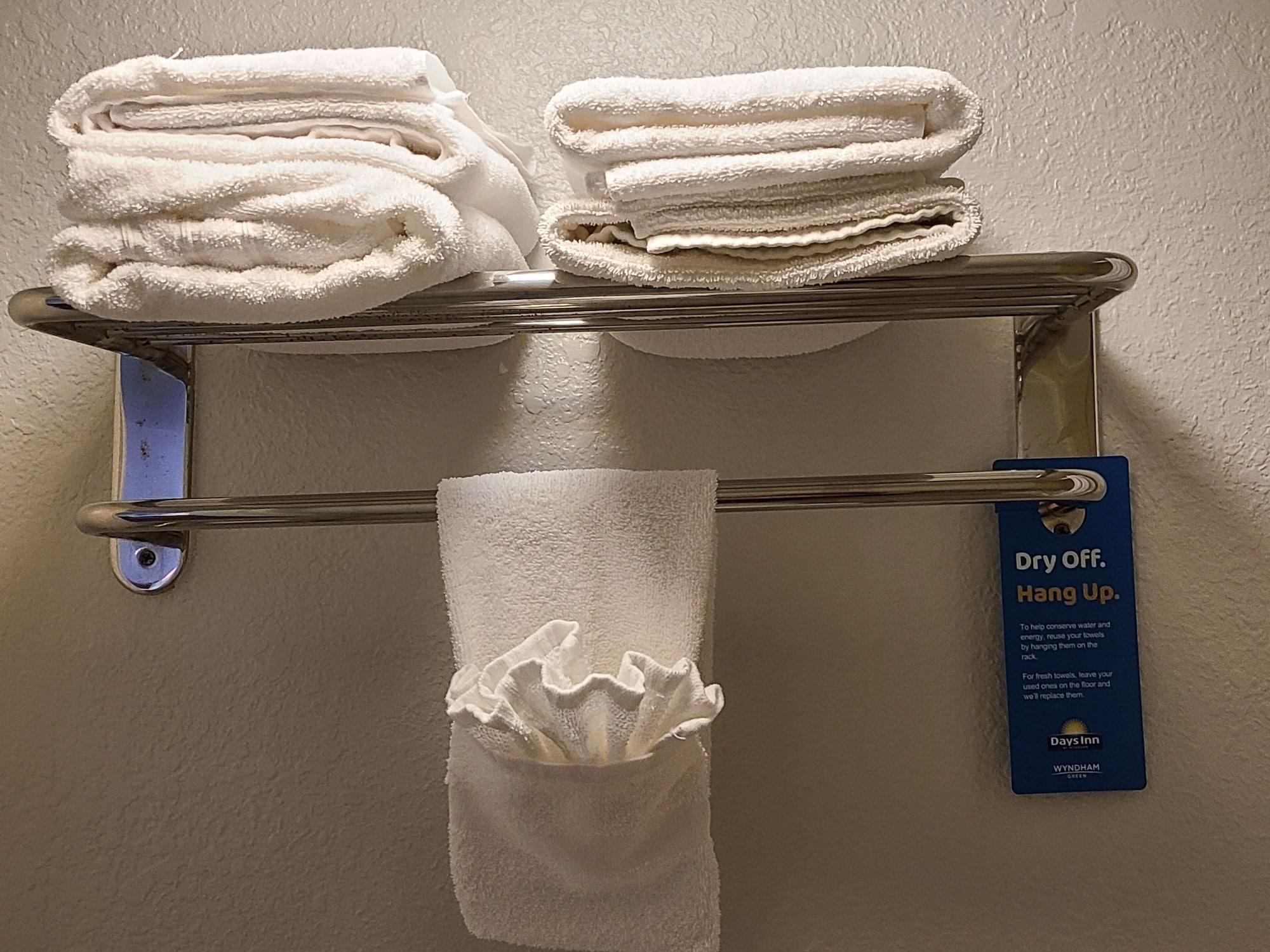 Quality Inn & Suites Orlando East - Ucf Area Alafaya Bagian luar foto