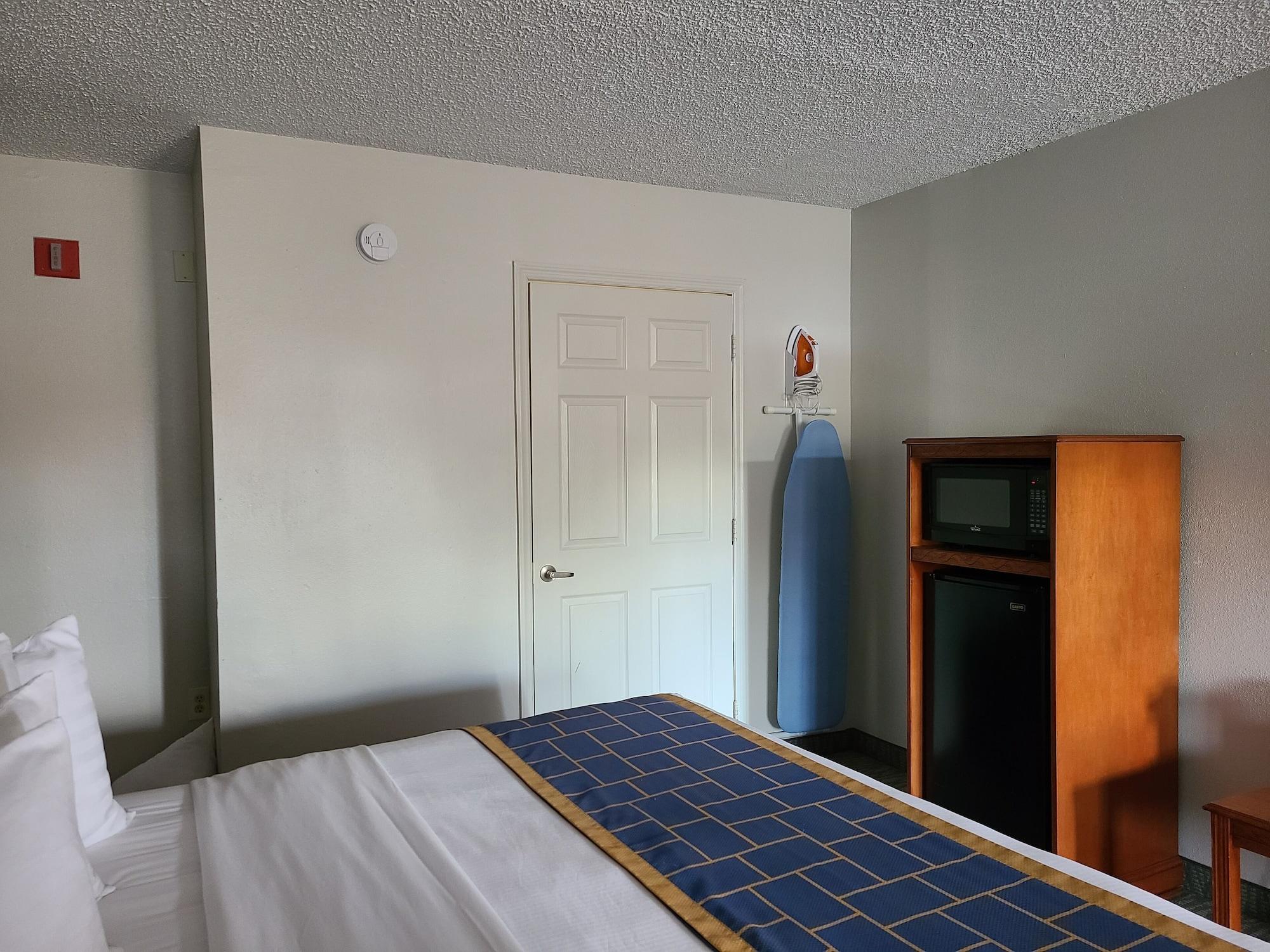 Quality Inn & Suites Orlando East - Ucf Area Alafaya Bagian luar foto