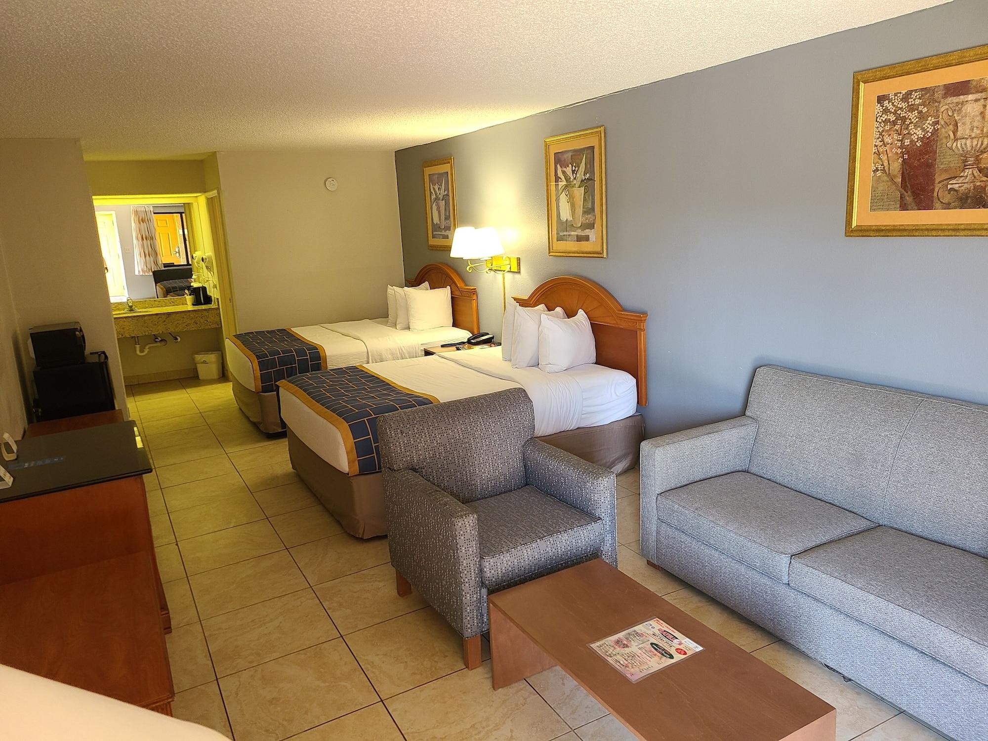 Quality Inn & Suites Orlando East - Ucf Area Alafaya Bagian luar foto