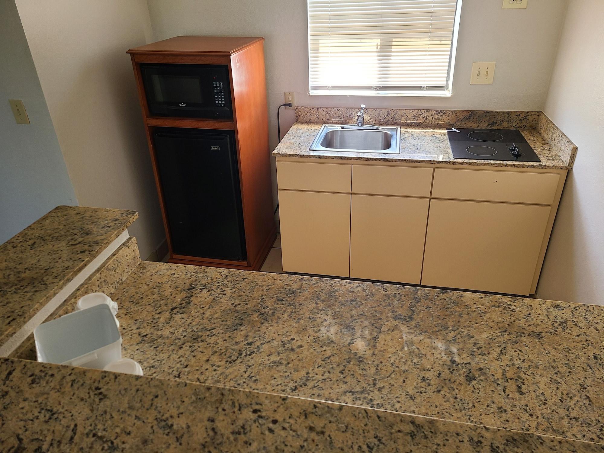 Quality Inn & Suites Orlando East - Ucf Area Alafaya Bagian luar foto