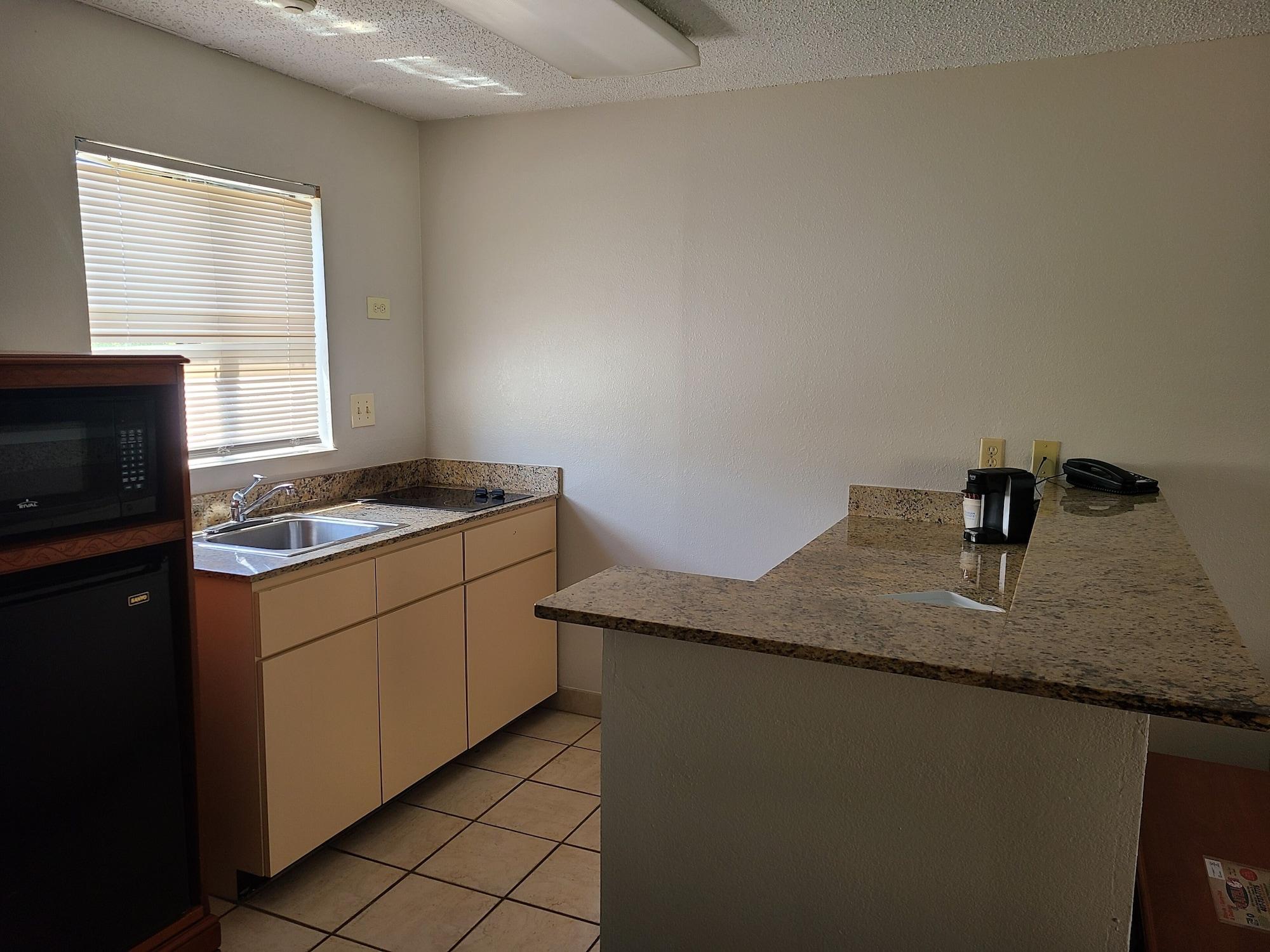 Quality Inn & Suites Orlando East - Ucf Area Alafaya Bagian luar foto