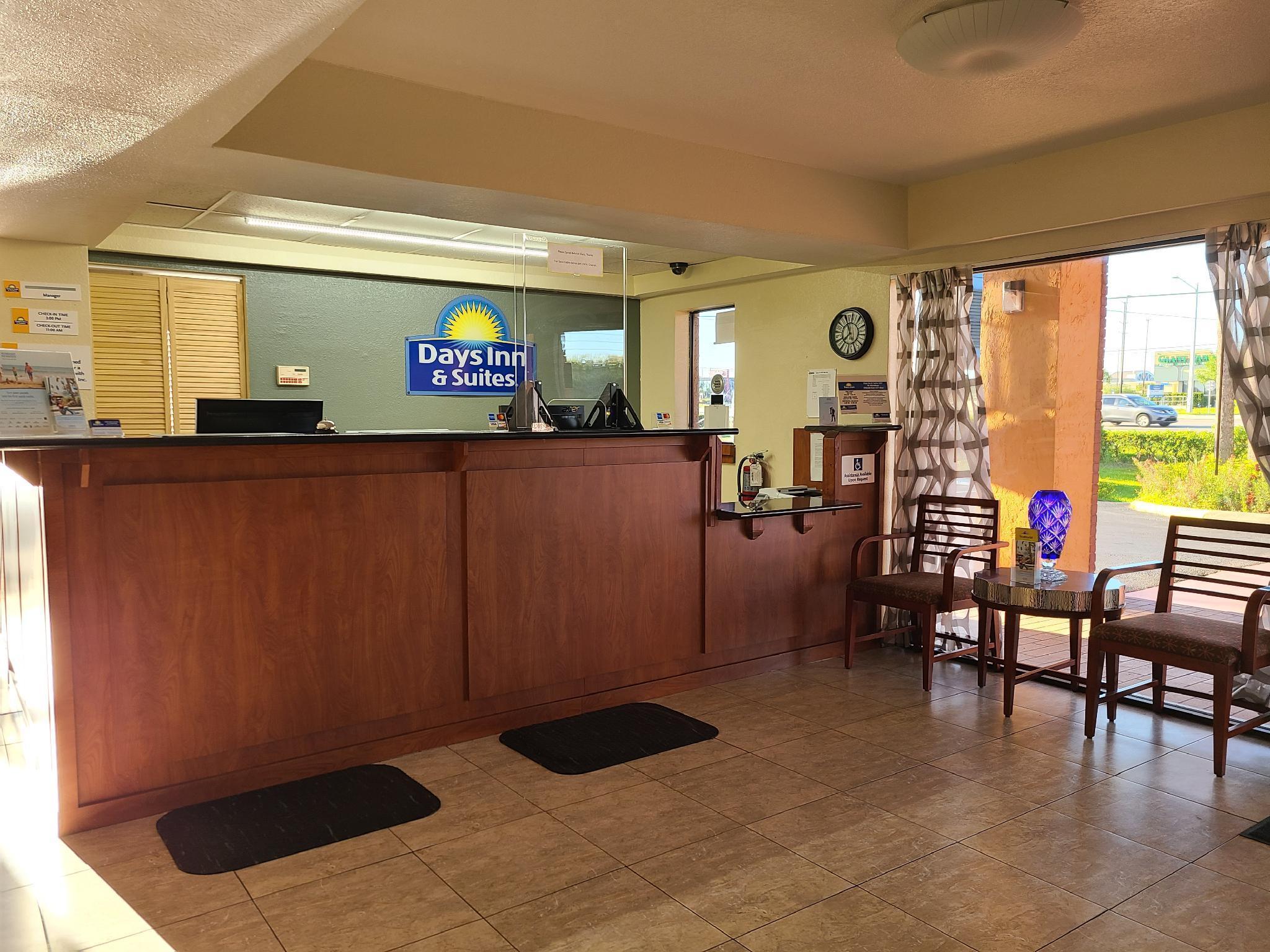 Quality Inn & Suites Orlando East - Ucf Area Alafaya Bagian luar foto