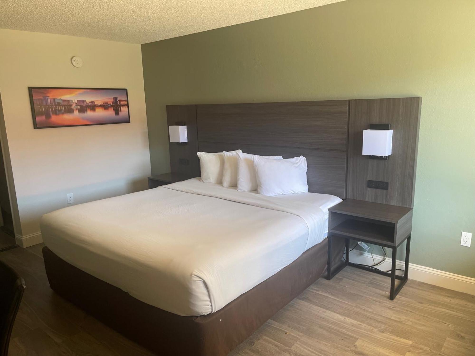 Quality Inn & Suites Orlando East - Ucf Area Alafaya Bagian luar foto